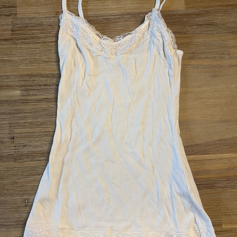 Hollister White Lace-Trim Ribbed Cami Tank